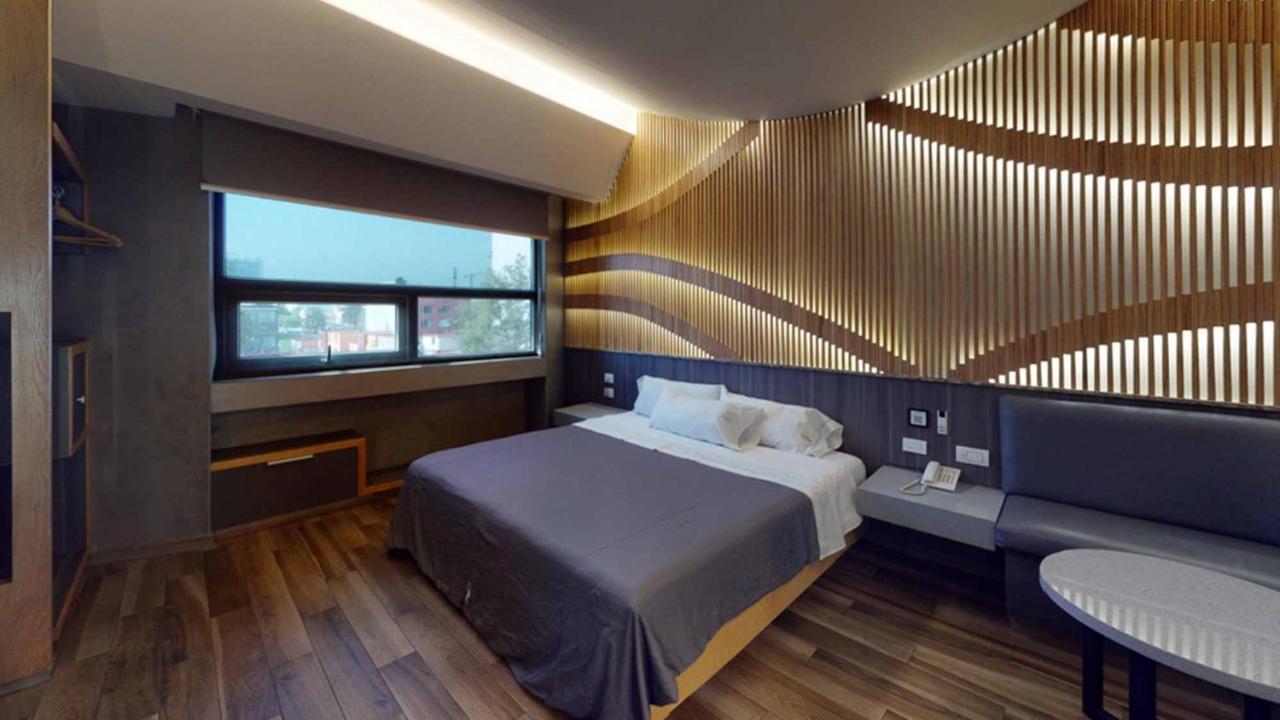 Hotel Patriotismo 墨西哥城 外观 照片