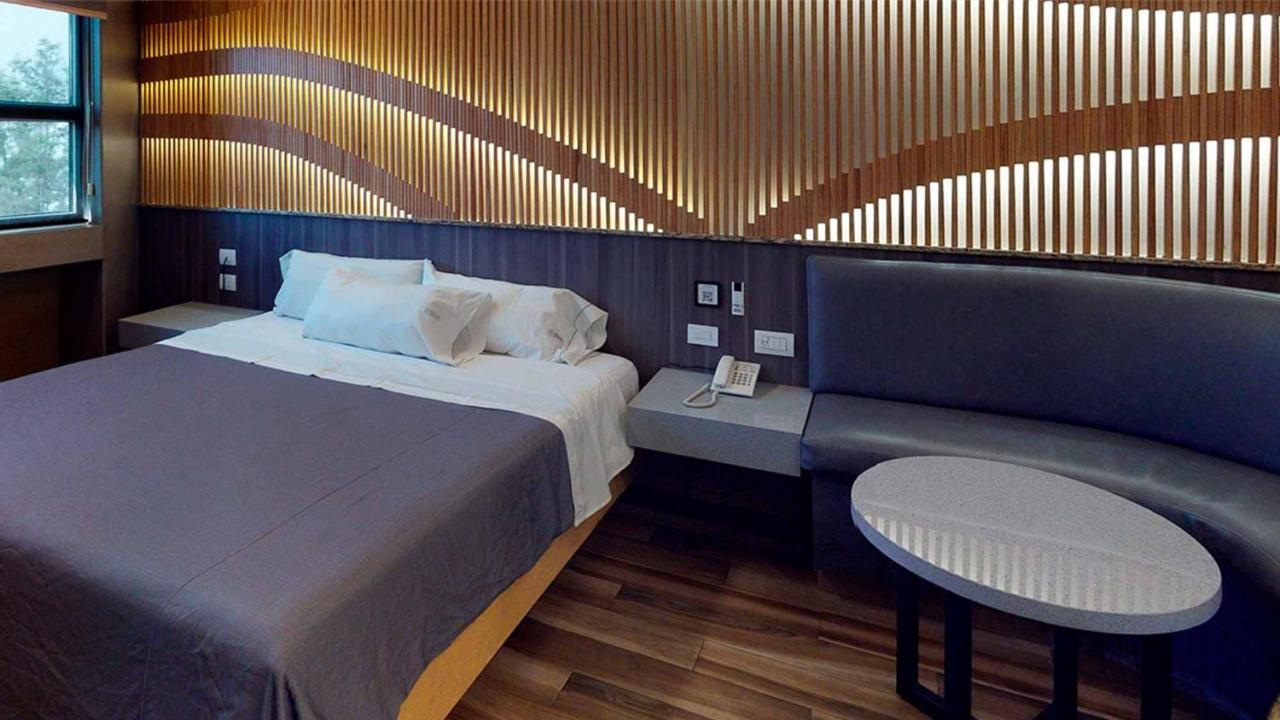 Hotel Patriotismo 墨西哥城 外观 照片