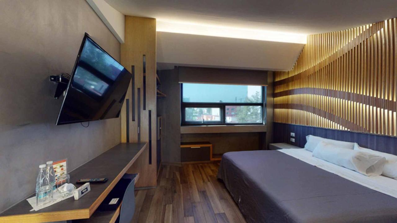 Hotel Patriotismo 墨西哥城 外观 照片